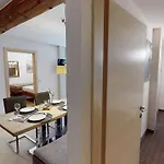 Da Zillertaler Und Geigerin Mayrhofen