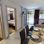 Da Zillertaler Und Geigerin Apartment Mayrhofen